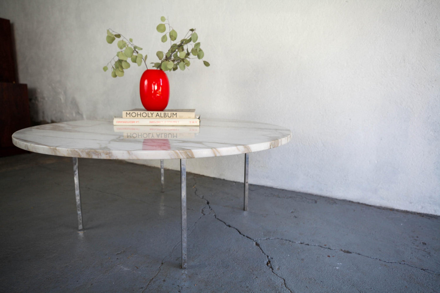 Vintage Mies Van Der Rohe chromed steel x Barcelona coffee table base with round white marble top