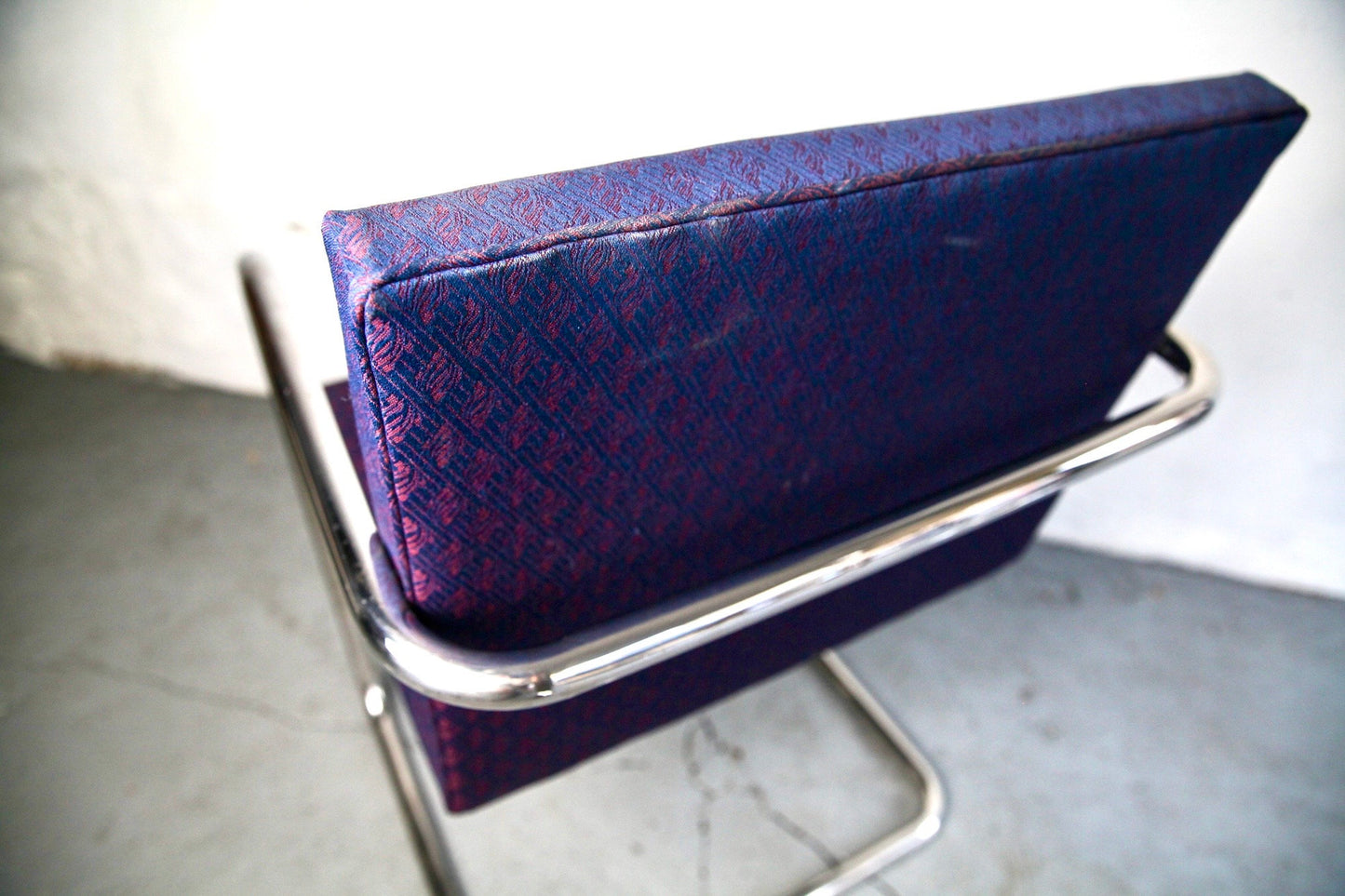 Mies Van Der Rohe Brno chrome tubular cantilevered lounge chair for Knoll