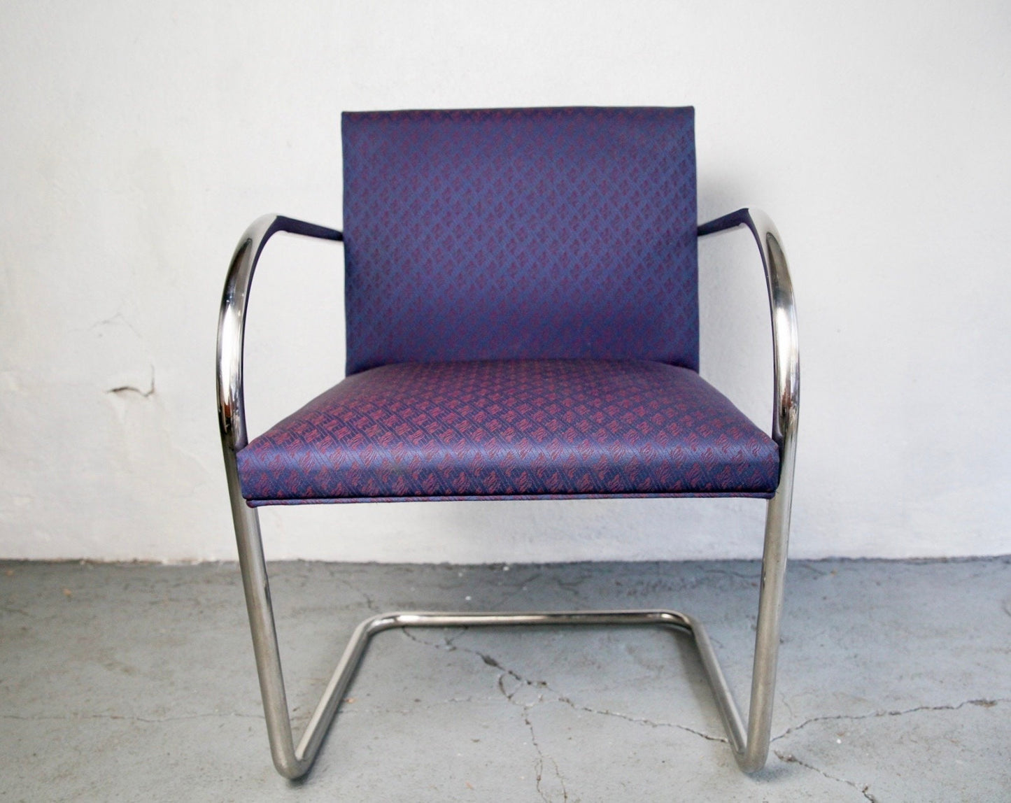 Mies Van Der Rohe Brno chrome tubular cantilevered lounge chair for Knoll