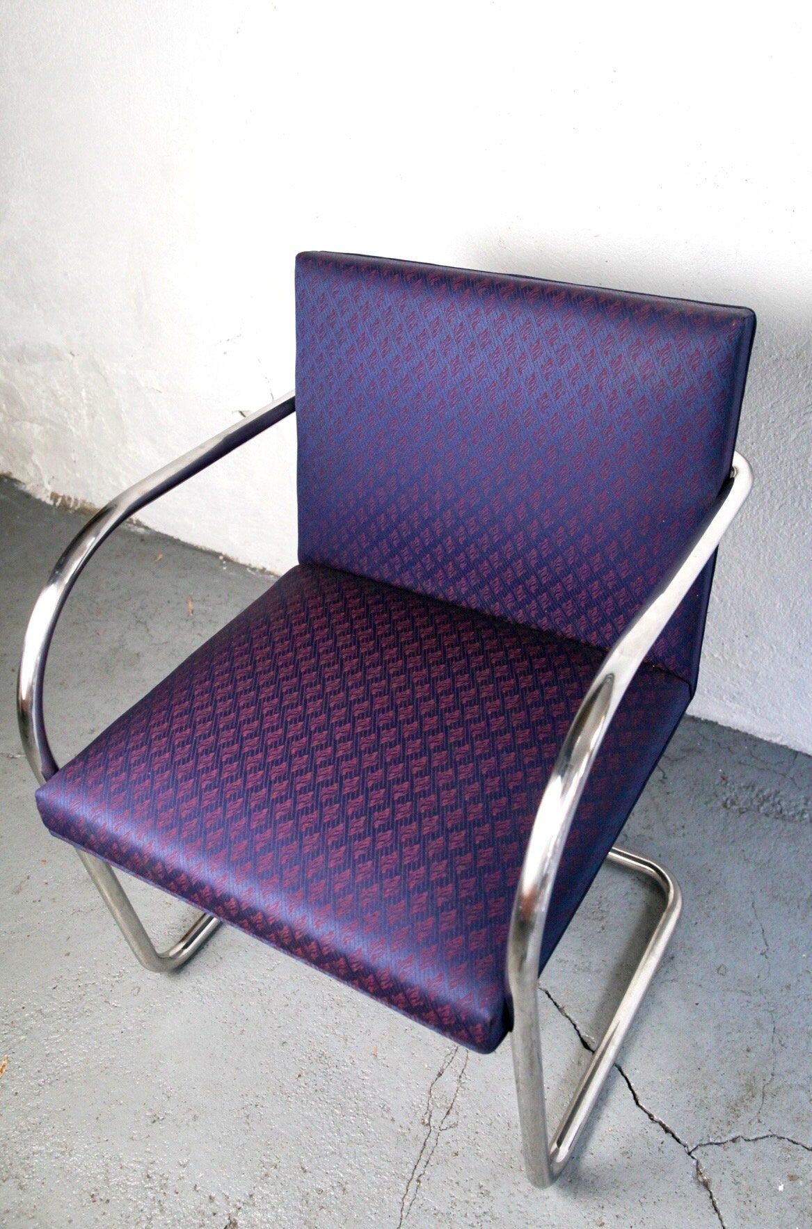 Mies Van Der Rohe Brno chrome tubular cantilevered lounge chair for Knoll